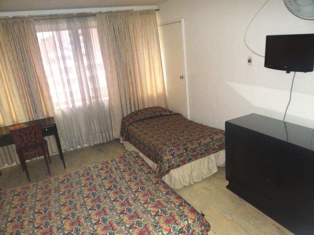 Hotel Nutibara Express Medellín Oda fotoğraf